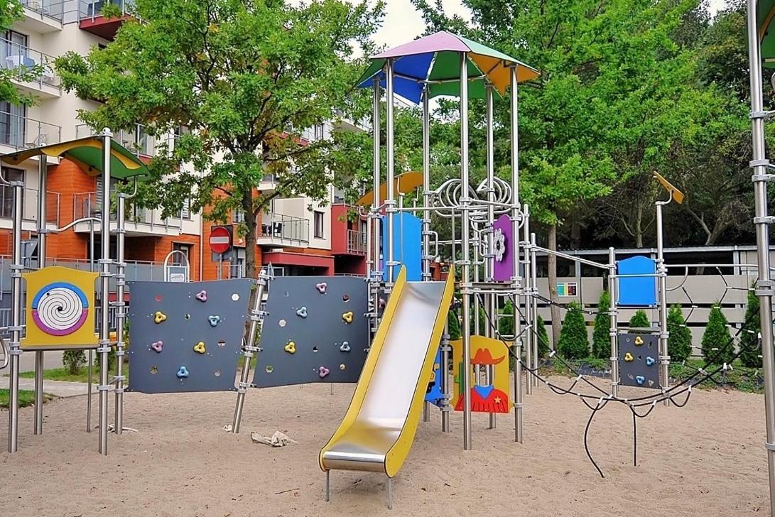 Lux Apartment Kolobrzeg Polanki Park Buitenkant foto