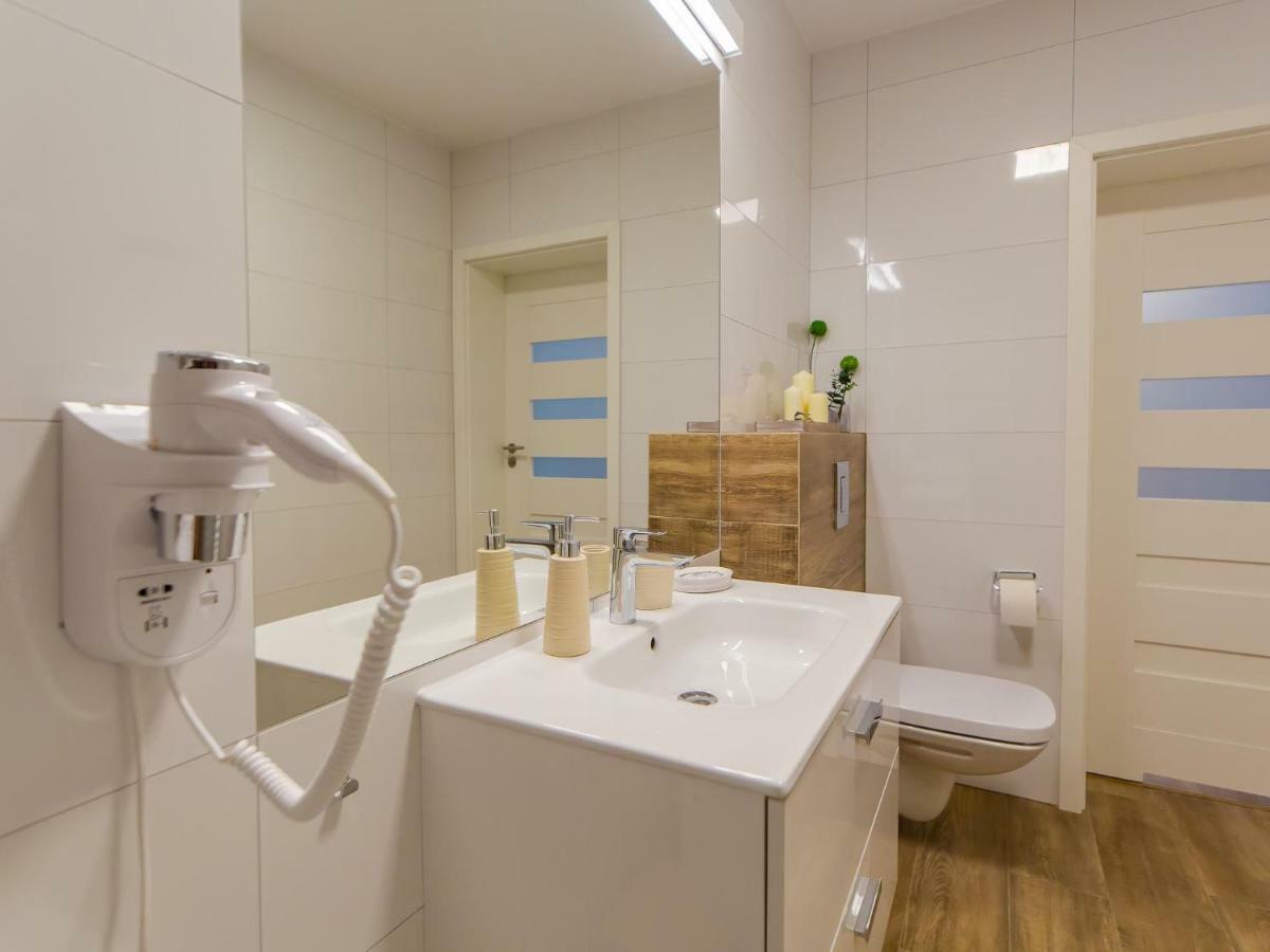 Lux Apartment Kolobrzeg Polanki Park Buitenkant foto