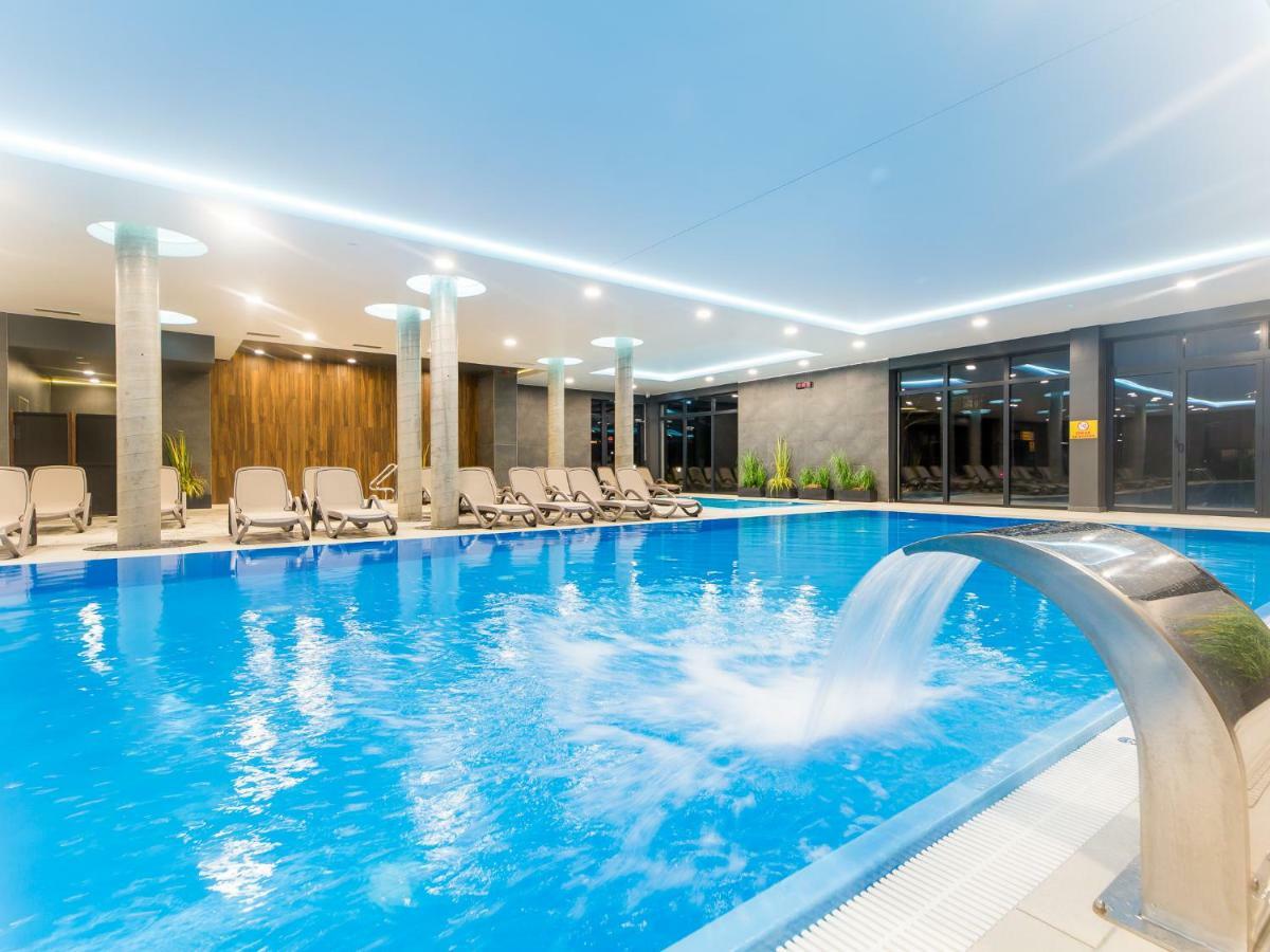 Lux Apartment Kolobrzeg Polanki Park Buitenkant foto