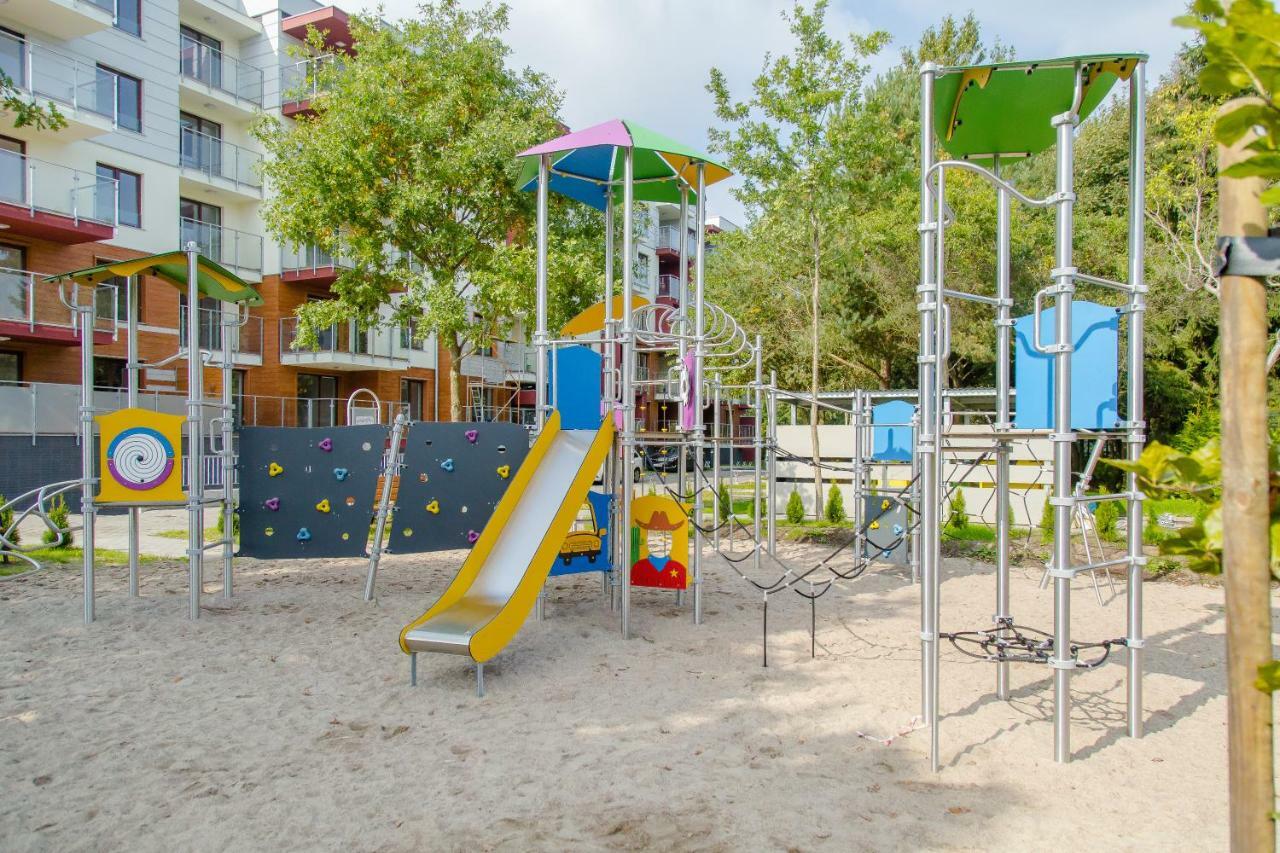 Lux Apartment Kolobrzeg Polanki Park Buitenkant foto